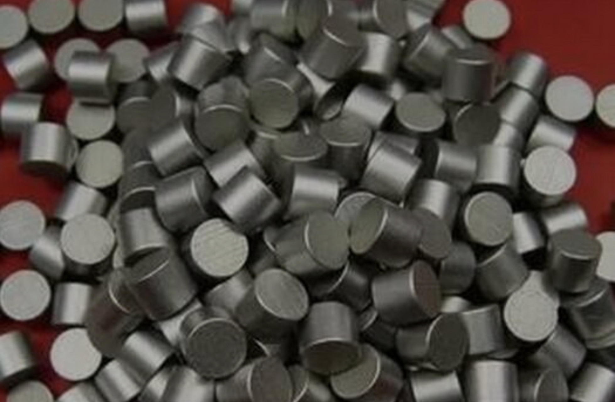 全球鎳市場(chǎng)最新動(dòng)態(tài)與前景展望