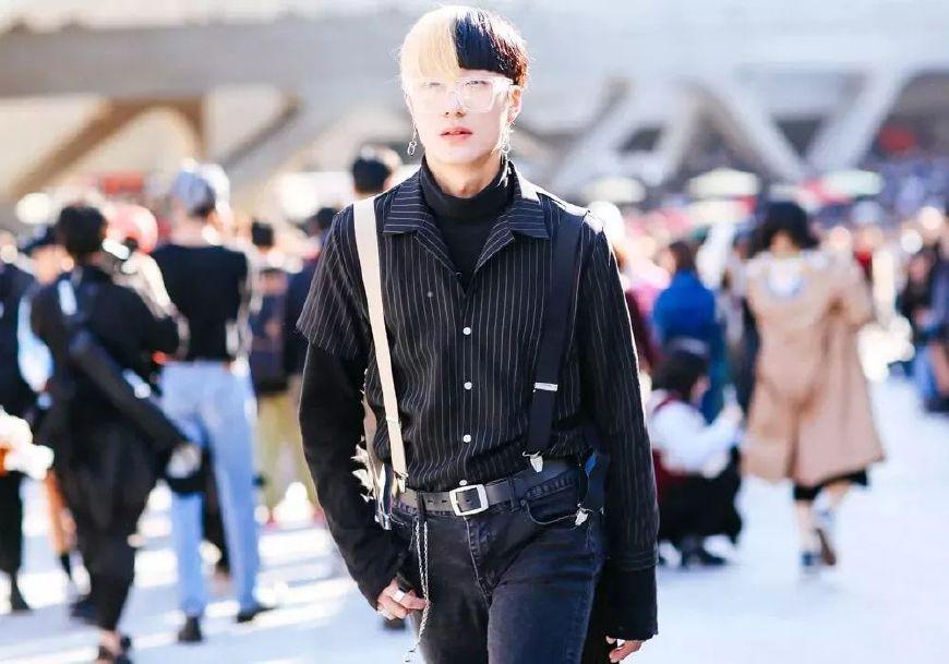 最新時(shí)尚男性穿搭，友情與時(shí)尚的溫馨交融之旅