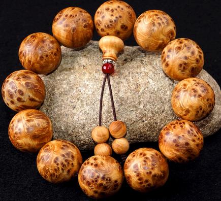 崖柏手串市場行情分析