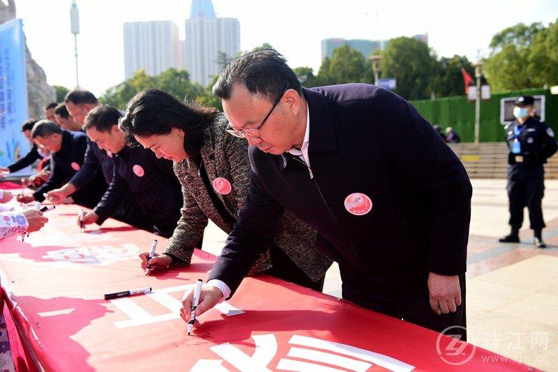 曲靖藥店最新招聘公告,曲靖藥店最新招聘公告