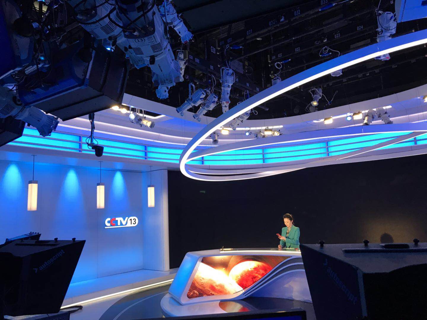 中央十三臺電視臺的多維度探討與觀點(diǎn)闡述