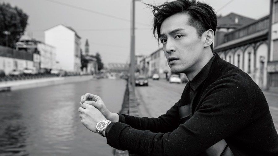 胡歌最新封面大片揭秘科技前沿的高科技產(chǎn)品