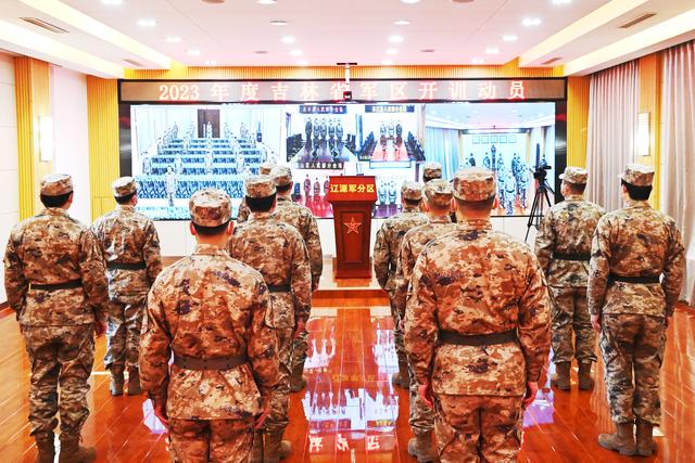 全球軍事變革最新動態(tài)及未來趨勢展望