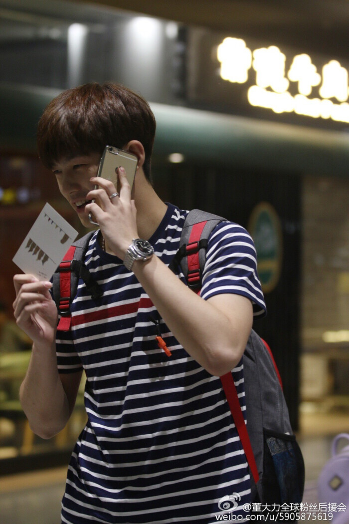 董力微博最新動態(tài)更新速遞