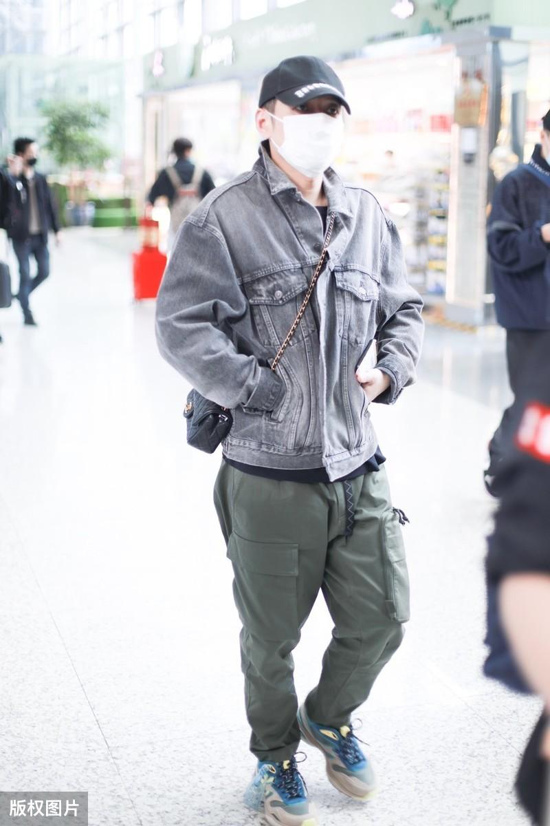 今晨地震最新動態(tài)與小巷中的獨特風情與隱藏小店揭秘