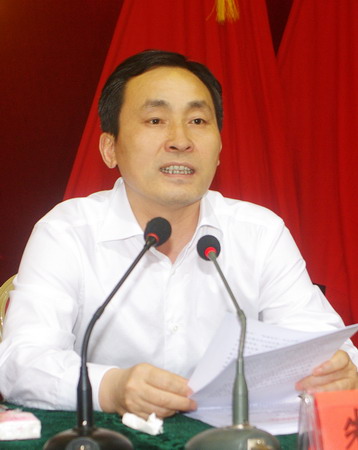 朱讀穩(wěn)升職之路，最新消息閃耀篇章