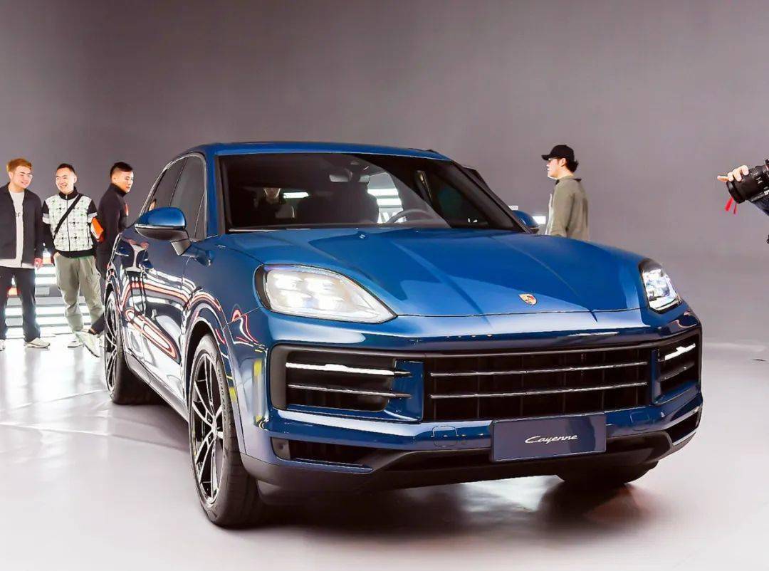 卡宴跑車最新選購(gòu)與駕駛體驗(yàn)全面指南