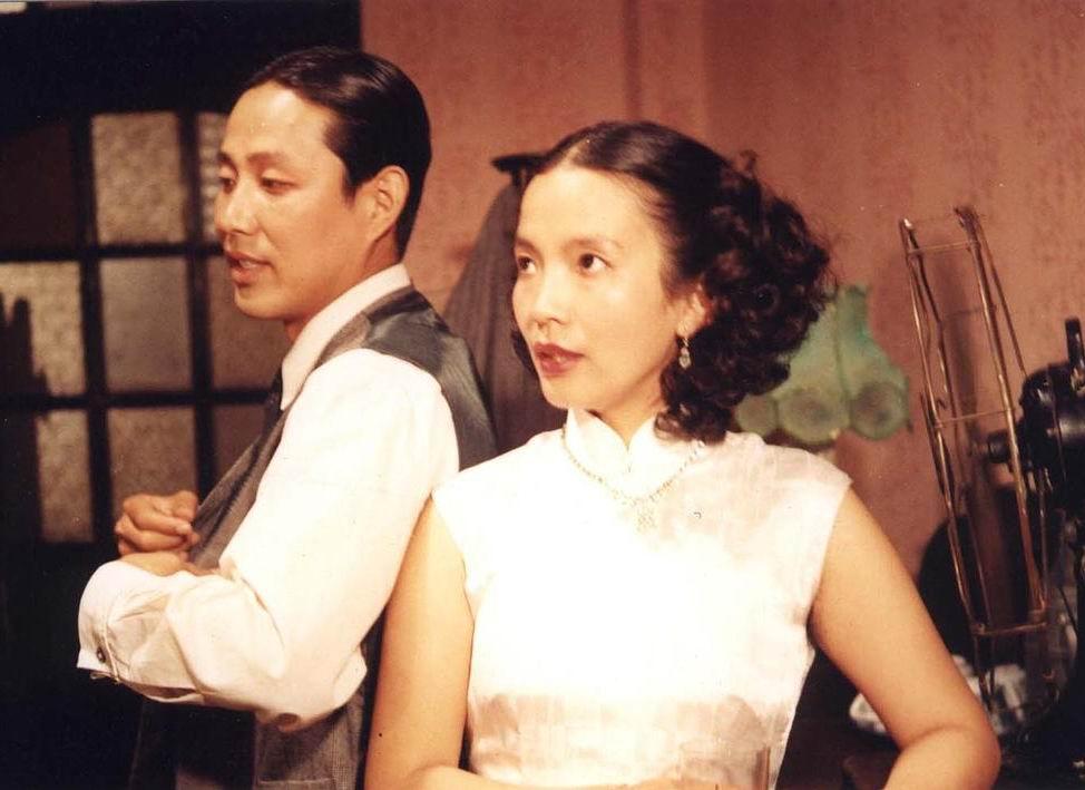 英雄圍城最新版科技重塑戰(zhàn)略體驗，炫彩奪目戰(zhàn)略游戲上線！