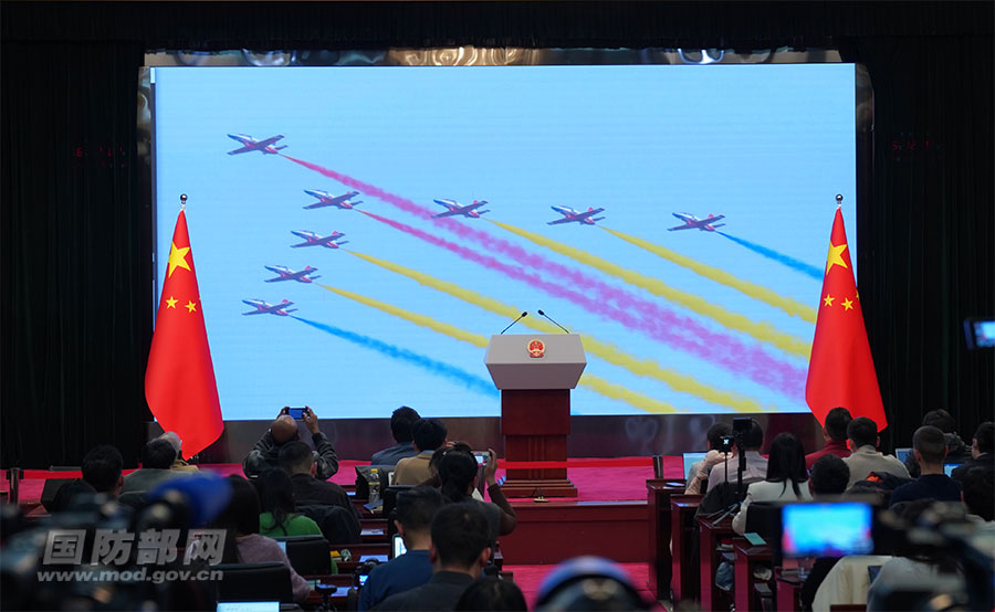 西陸軍事最新新聞，小巷深處的軍事特色小店探秘