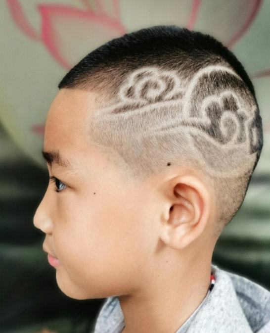 陳小春最新發(fā)型圖片及自然美景探索之旅