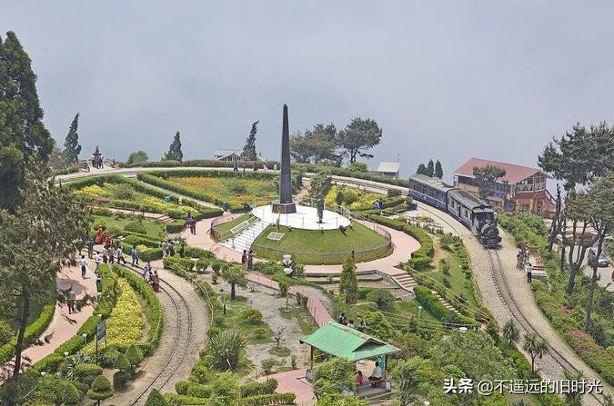 迷你世界最新版刷鐵軌，自然美景探險(xiǎn)之旅啟動(dòng)！